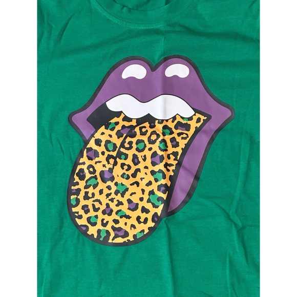 Leopard tongue Purple Lips Green Tongue Sticking Out T-Shirt - Picture 1 of 3